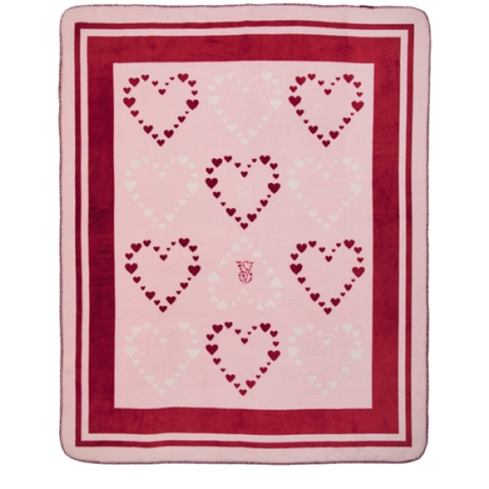 VS Patterned Blanket - image 1